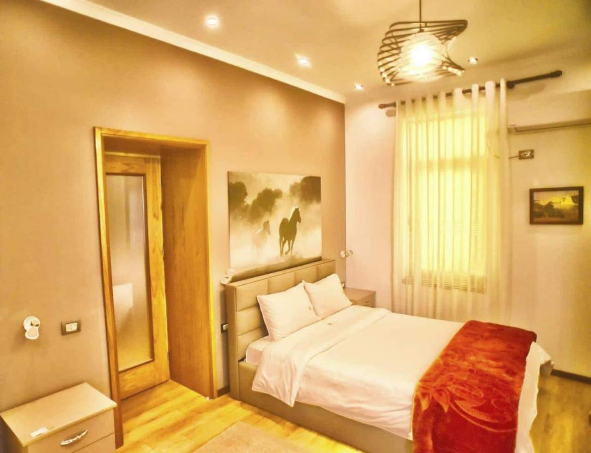 Hotel Bujtina Bicolli Korce Luaran gambar